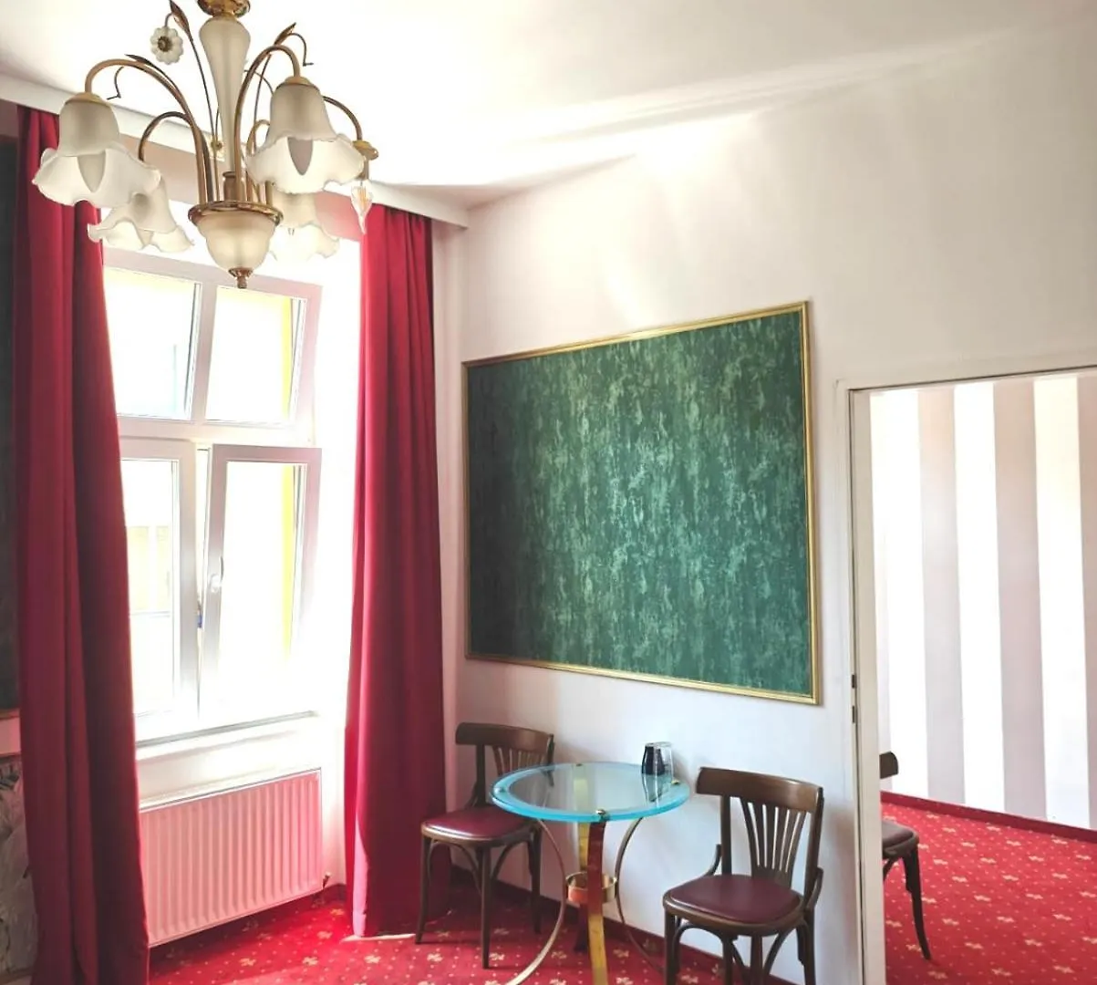 ***  Hotel Viktoria Вена Австрия