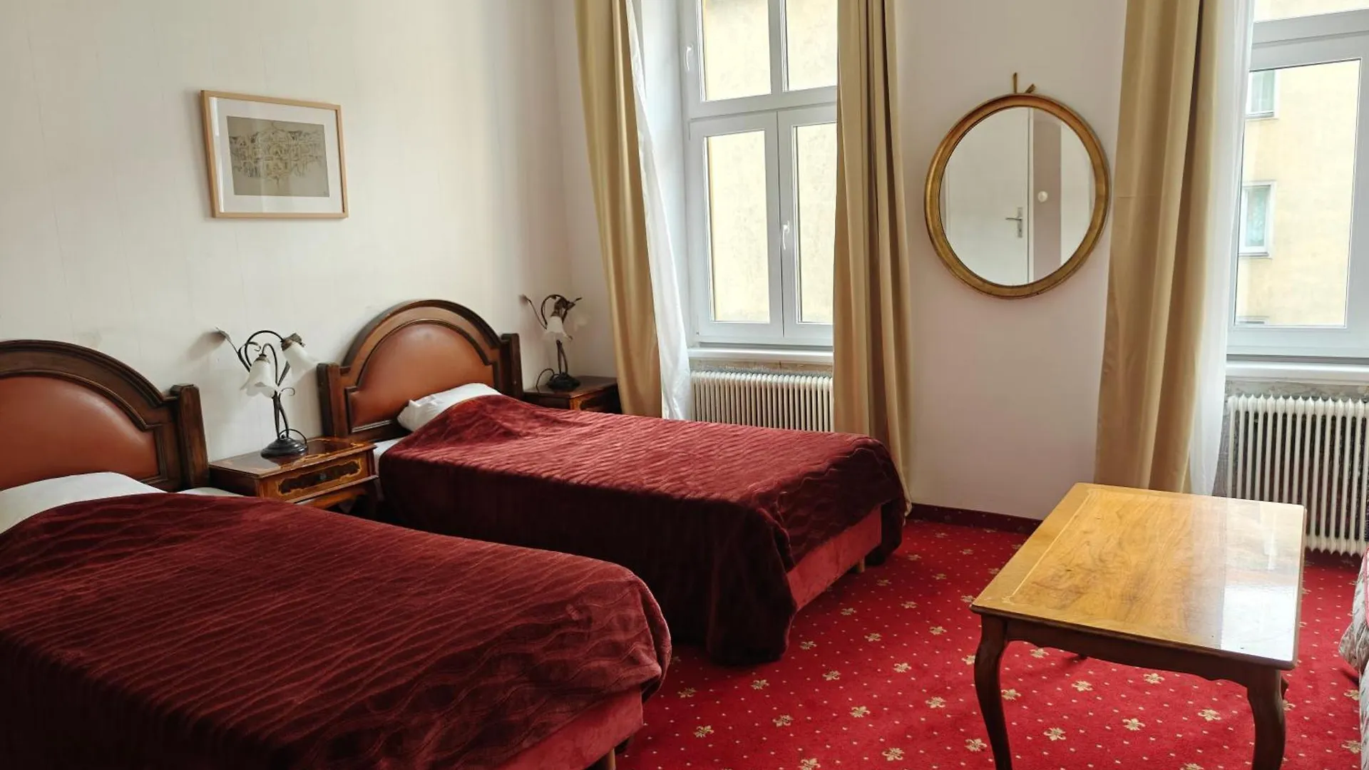 ***  Hotel Viktoria Вена Австрия