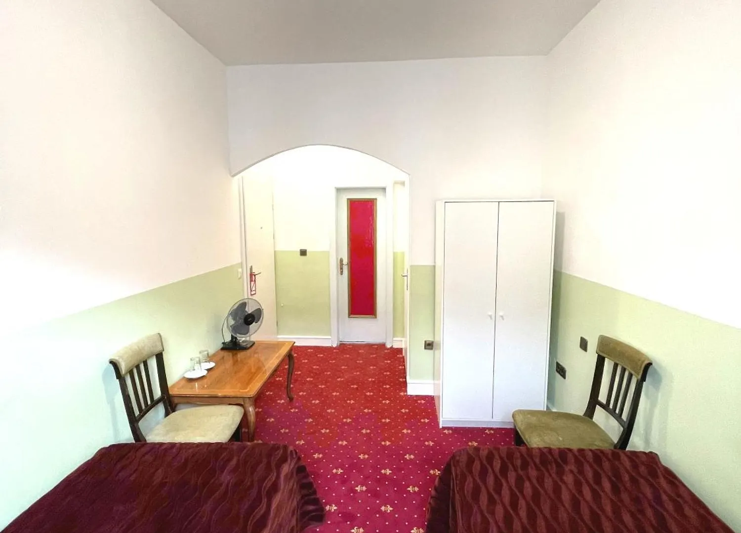Hotel Viktoria Вена